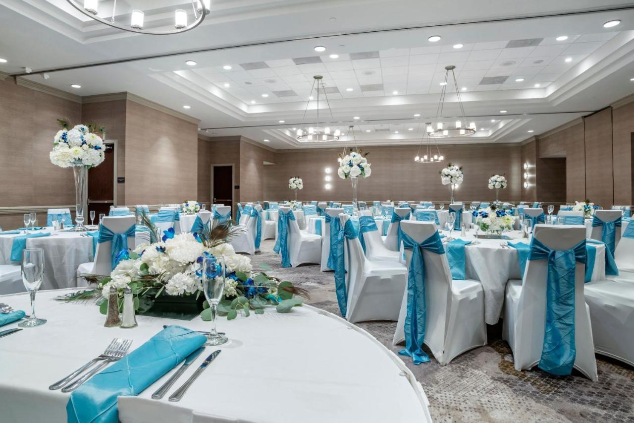 Sheraton Suites Wilmington Downtown Esterno foto