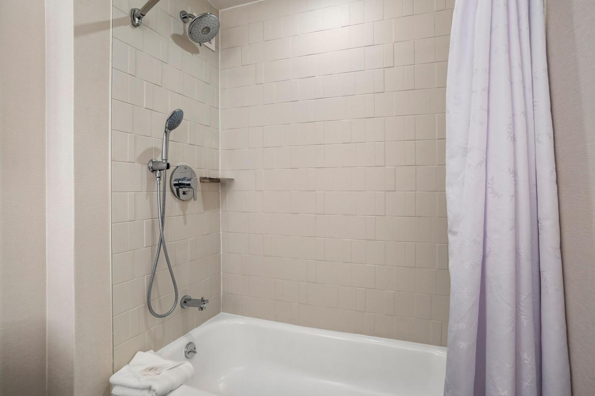 Sheraton Suites Wilmington Downtown Esterno foto