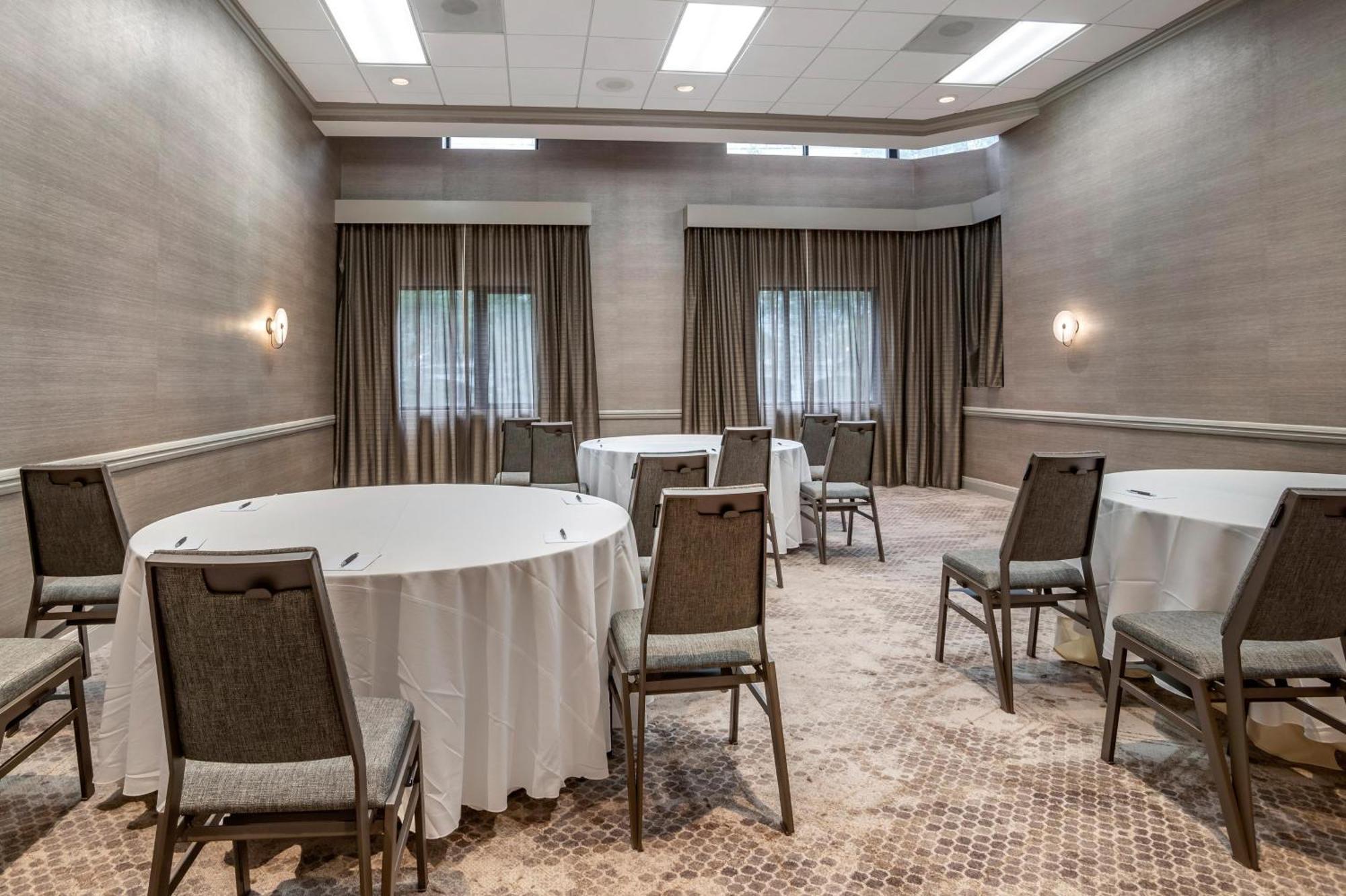Sheraton Suites Wilmington Downtown Esterno foto